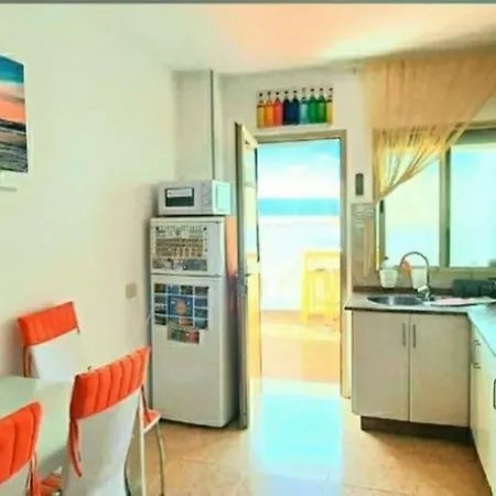 5 Minutes Close By Playa Del Ingles-1&2br Aptm With View & Private Terrace For 2 Persons Apartment *