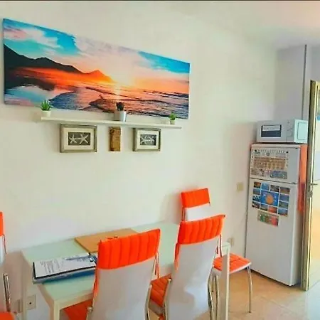 5 Minutes Close By Playa Del Ingles-1&2br Aptm With View & Private Terrace For 2 Persons