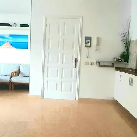 5 Minutes Close By Playa Del Ingles-1&2br Aptm With View & Private Terrace For 2 Persons Lägenhet *